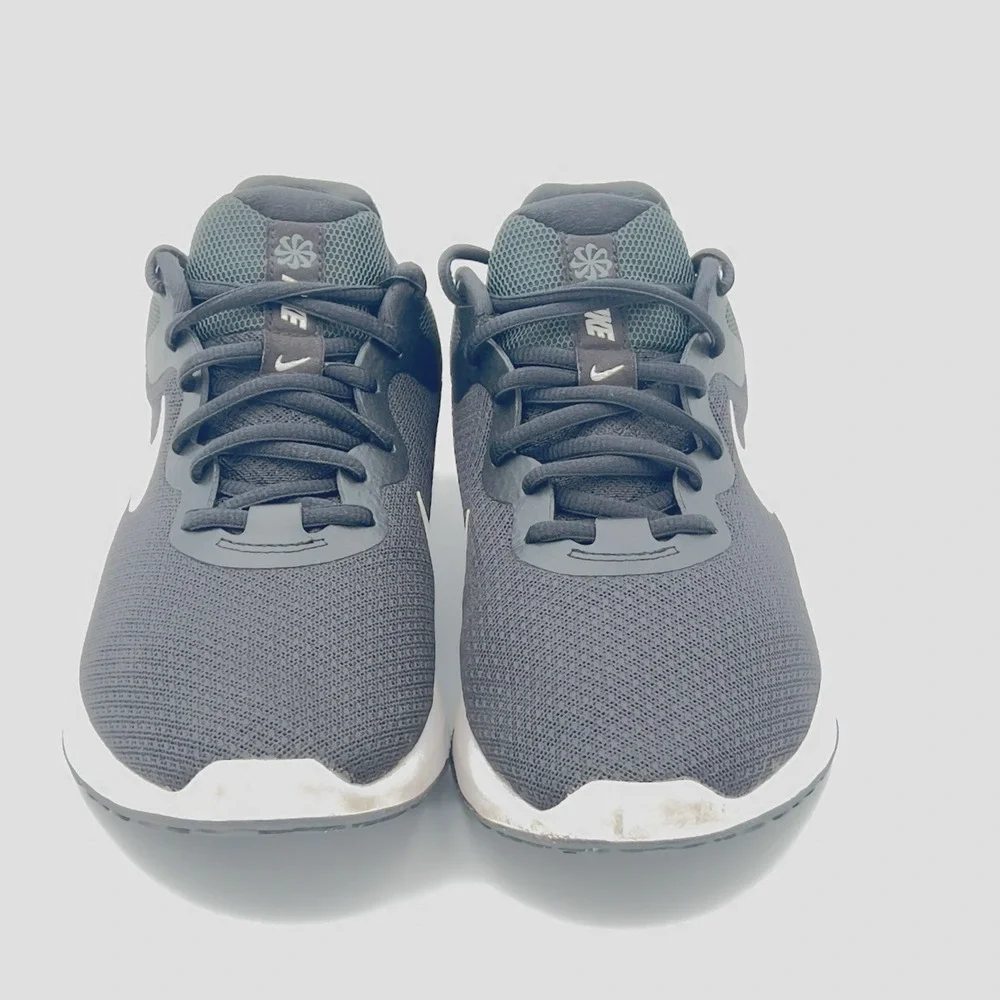 Nike Revolution 6 sneakers in Iron Gray Size 8